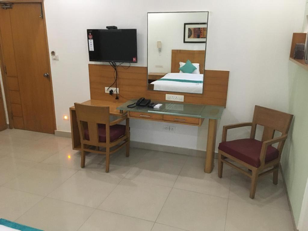 Fabhotel A&M - Nr Lv Prasad Institute, Banjara Hills Hyderabad Bagian luar foto