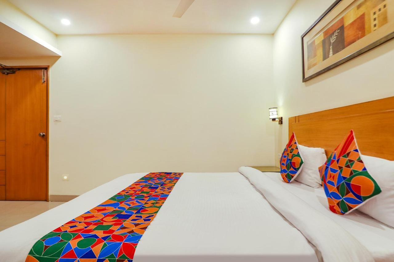Fabhotel A&M - Nr Lv Prasad Institute, Banjara Hills Hyderabad Bagian luar foto
