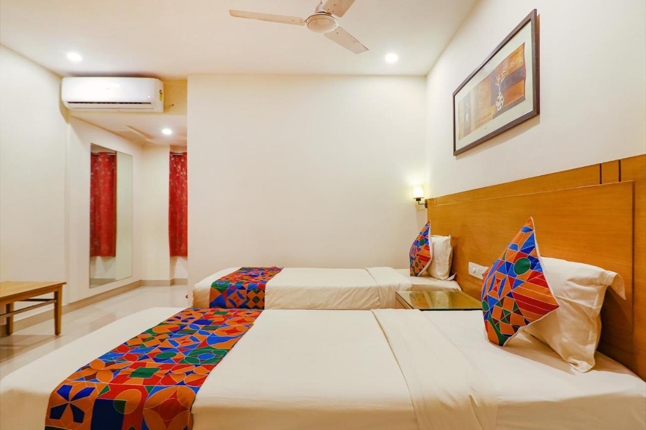 Fabhotel A&M - Nr Lv Prasad Institute, Banjara Hills Hyderabad Bagian luar foto