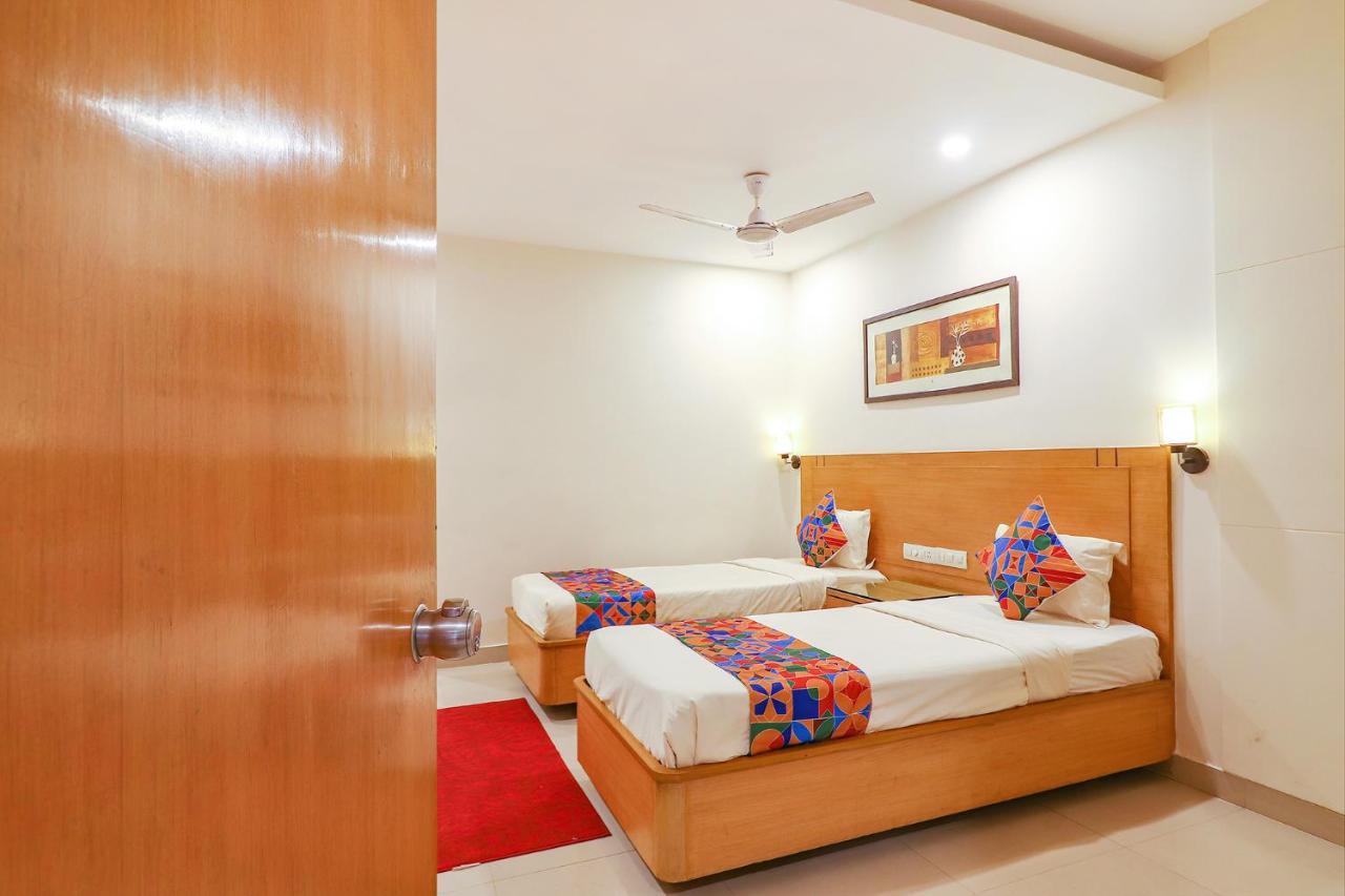 Fabhotel A&M - Nr Lv Prasad Institute, Banjara Hills Hyderabad Bagian luar foto
